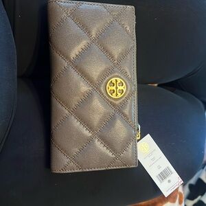 Tory Burch wallet